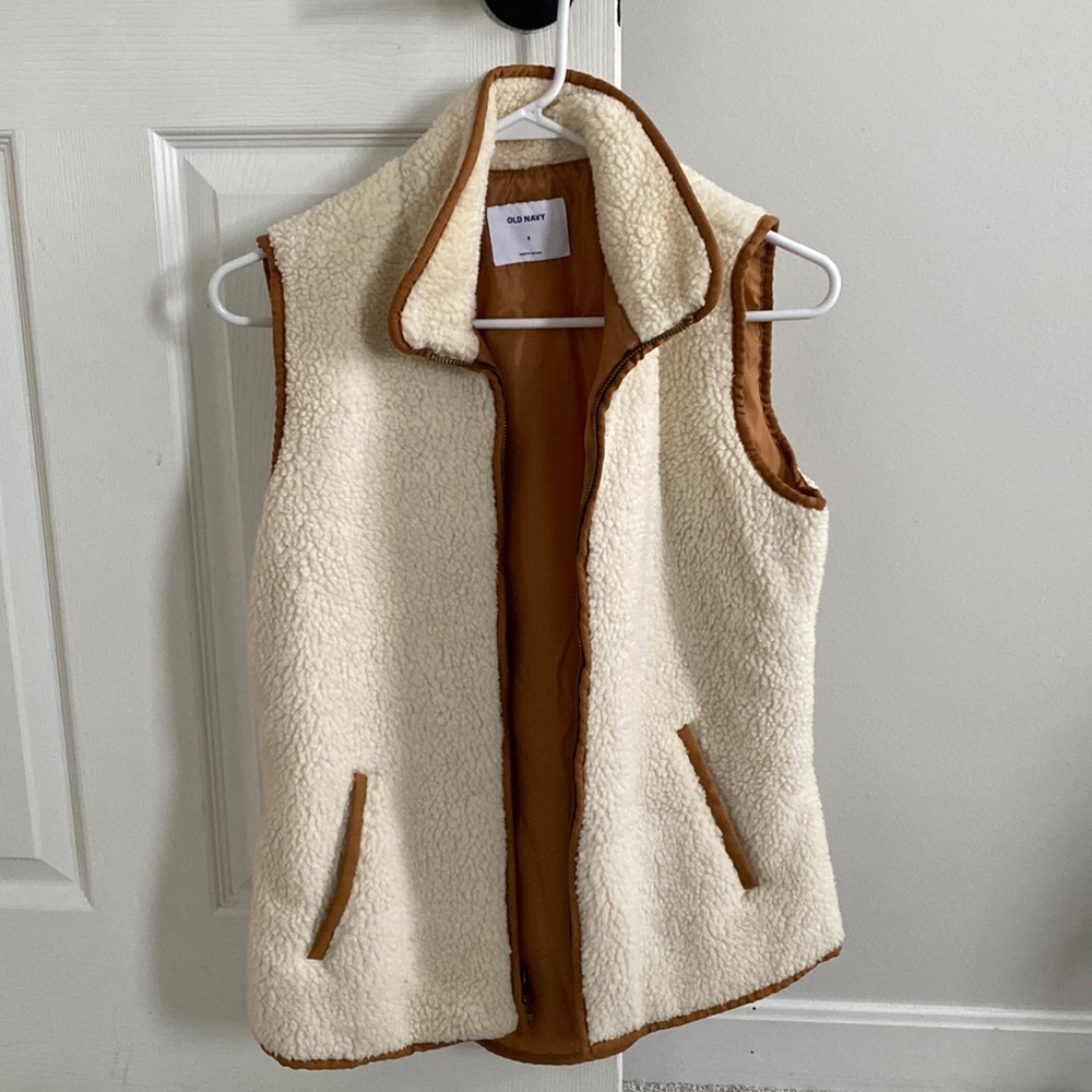Old Navy Fleece Vest